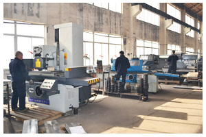 機(jī)加車間 機(jī)加車間